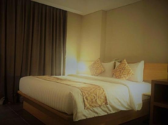 Фото Maple Hotel Grogol