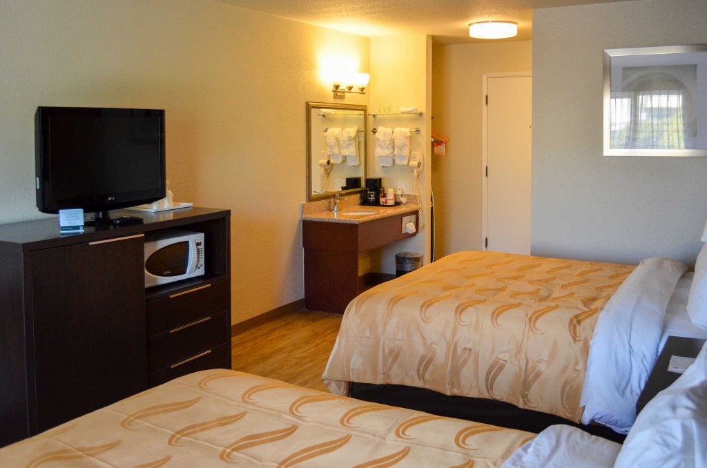 Фото Quality Inn near Six Flags Discovery Kingdom - Napa Valley