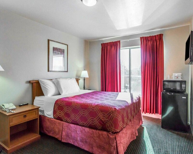 Гостиница Econo Lodge Inn & Suites Durango
