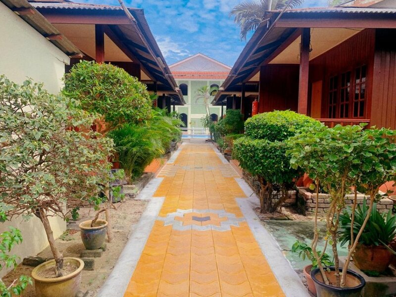 Гостиница Pangkor Palm Bay Resort