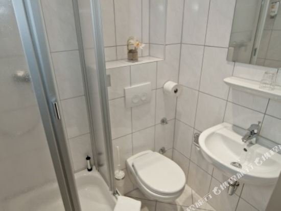 Фото Novum Hotel Continental Hamburg Hauptbahnhof