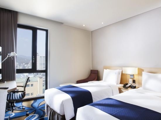 Фото Travelodge Myeongdong Euljiro 