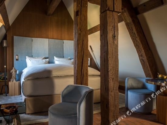 Фото Cour des Vosges