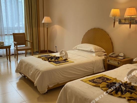 Фото Hainan Yehai Hotel