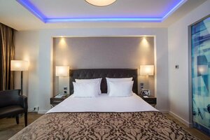 Гостиница Homaris West Side