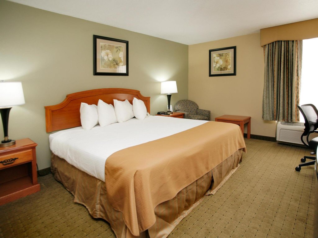 Фото Best Western Executive Inn