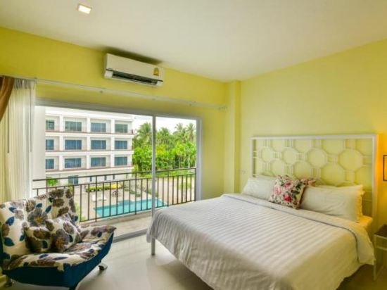 Фото Southgate Residence Hotel