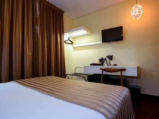 Фото The Keong Saik Hotel