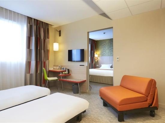 Фото Kyriad Prestige Saint-Malo