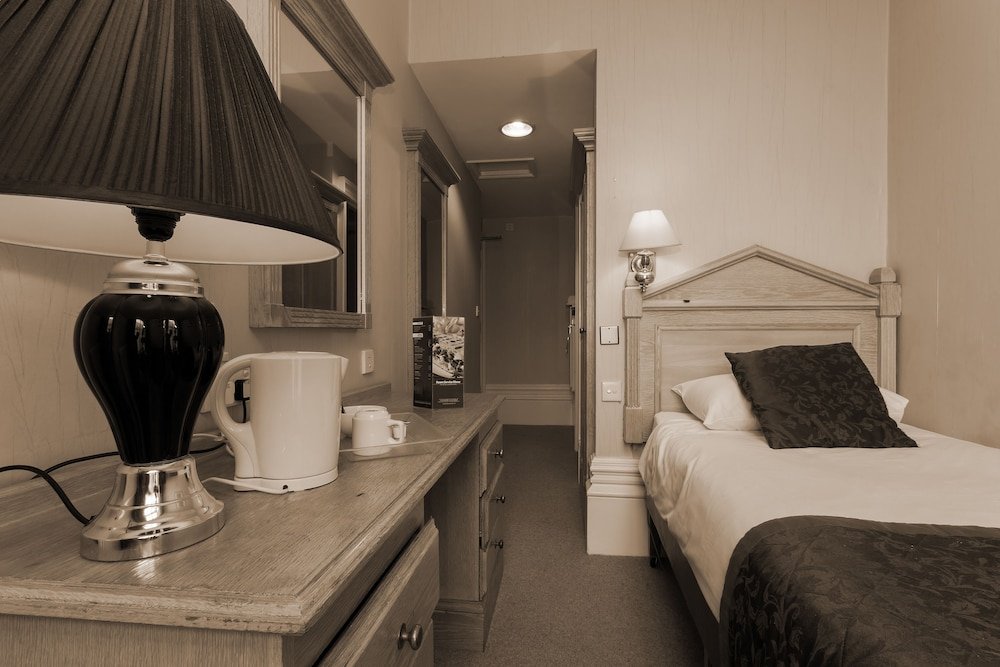 Фото Royal Albion Hotel