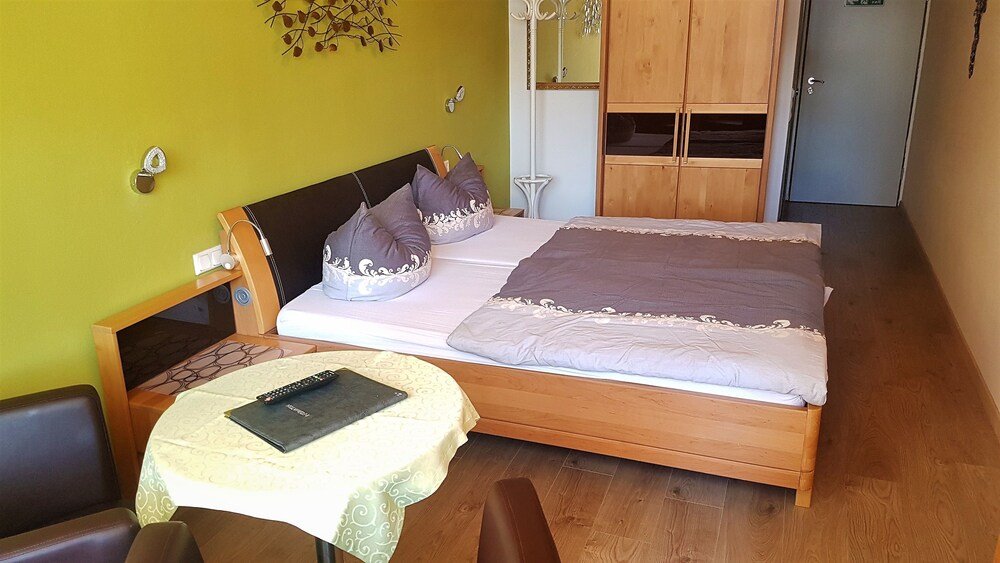 Фото Hotel Leonhardihof