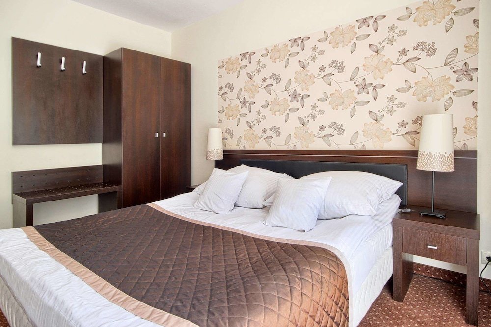 Фото Hotel Zacisze w Turawie