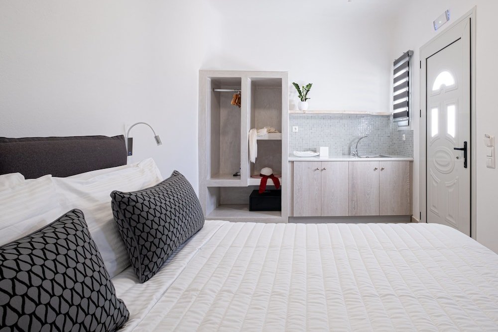 Фото Santoterra Antigua Suites