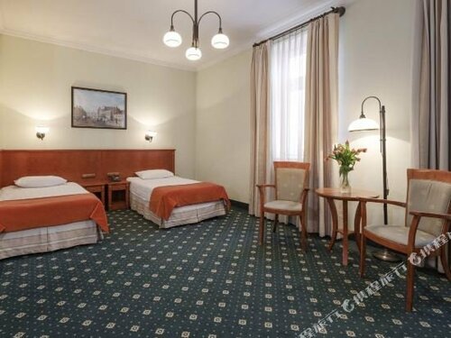 Гостиница Hotel Hetman в Варшаве