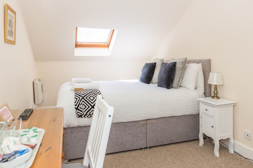 Фото Lowdens Guest House