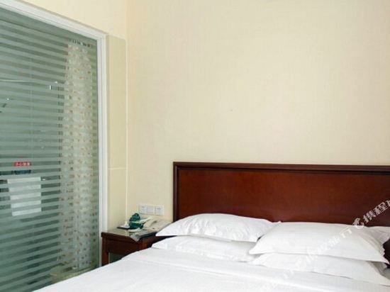 Фото GreenTree Inn WeiFang QingZhou Middle HaiDai Road Electric Power Shell Hotel