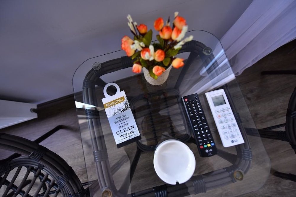 Фото Paliashvili