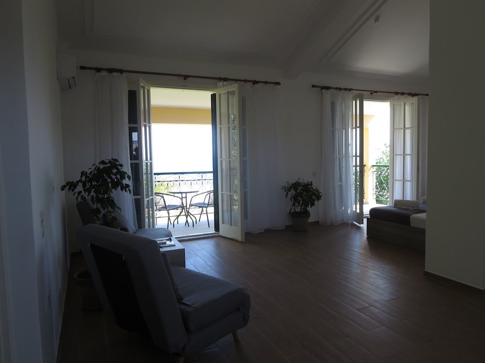 Фото Toni's Guesthouse