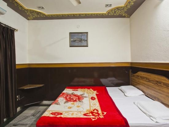 Фото Hotel Ajay International