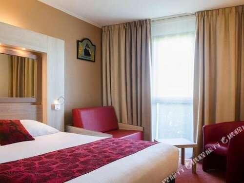 Гостиница The Originals Boutique, Hotel Aquilon, Saint-Nazaire в Сен-Назере
