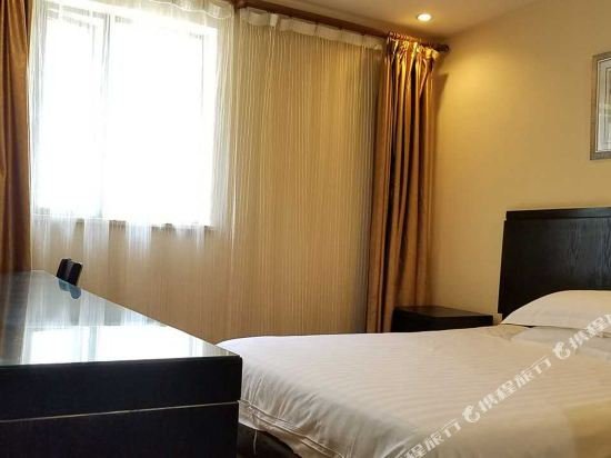 Фото Jitai Hotel Shanghai Railway Station South Square