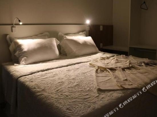 Фото Bristol Aline