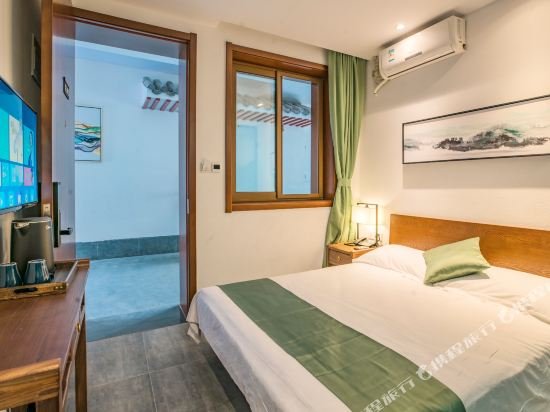 Фото Guipu Courtyard Hotel