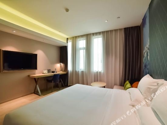 Фото ibis Styles Xiamen Zhongshan Rd Walking Street