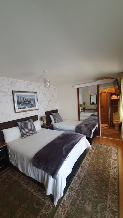 Фото Rose Park House Bed & Breakfast