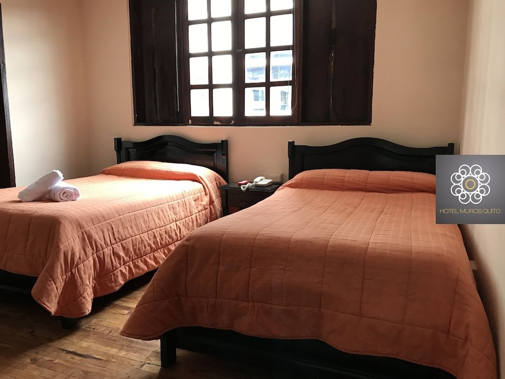 Фото Hotel Muros Quito