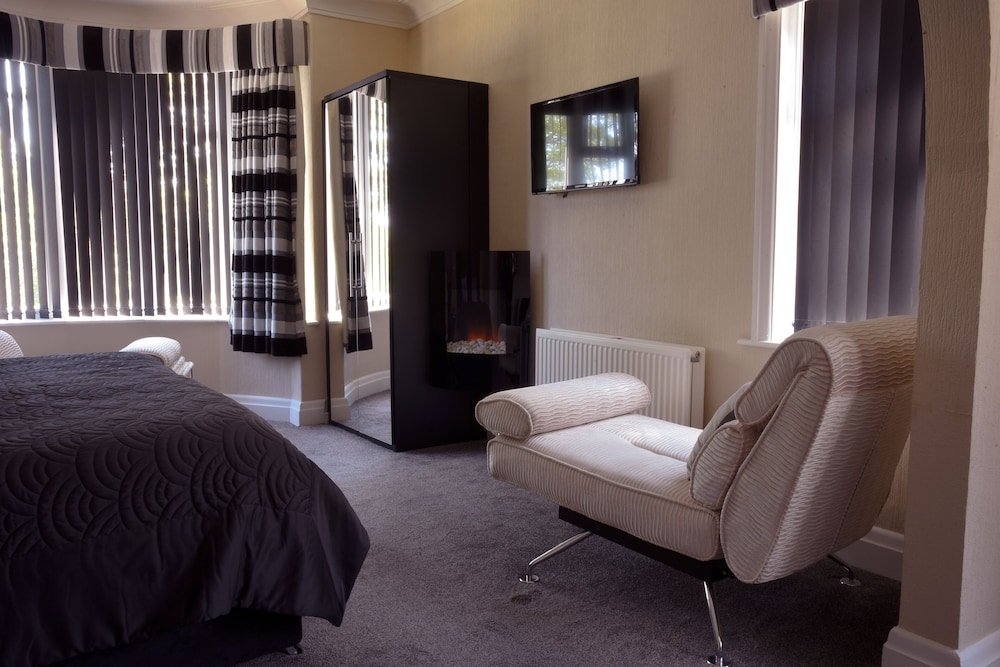 Фото Park Manor Hotel
