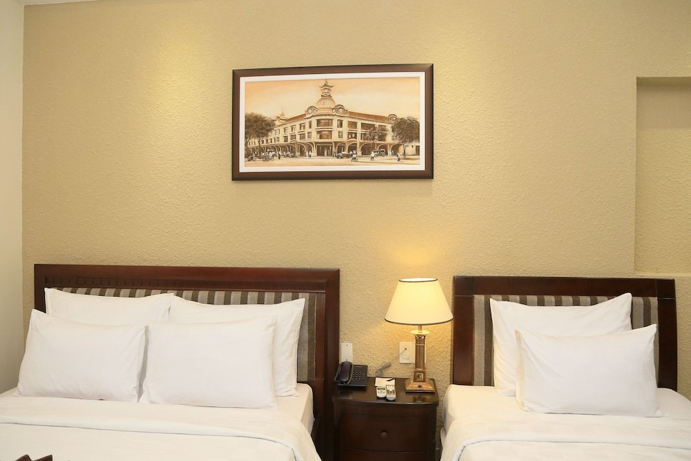 Фото Ambassador Hotel Saigon