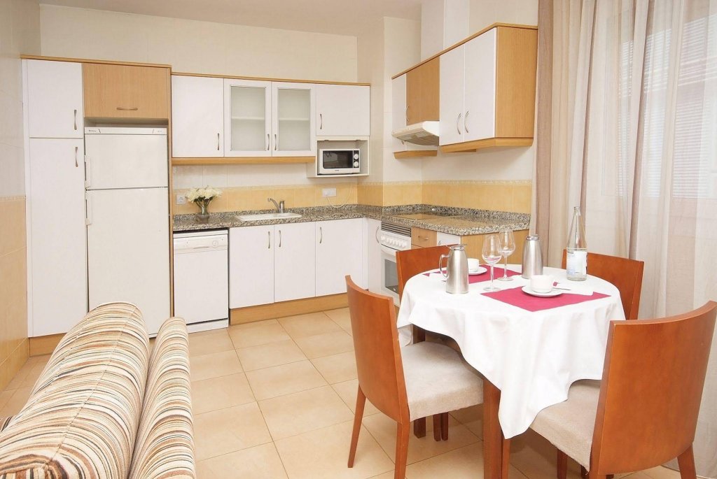 Фото Apartahotel Albufera