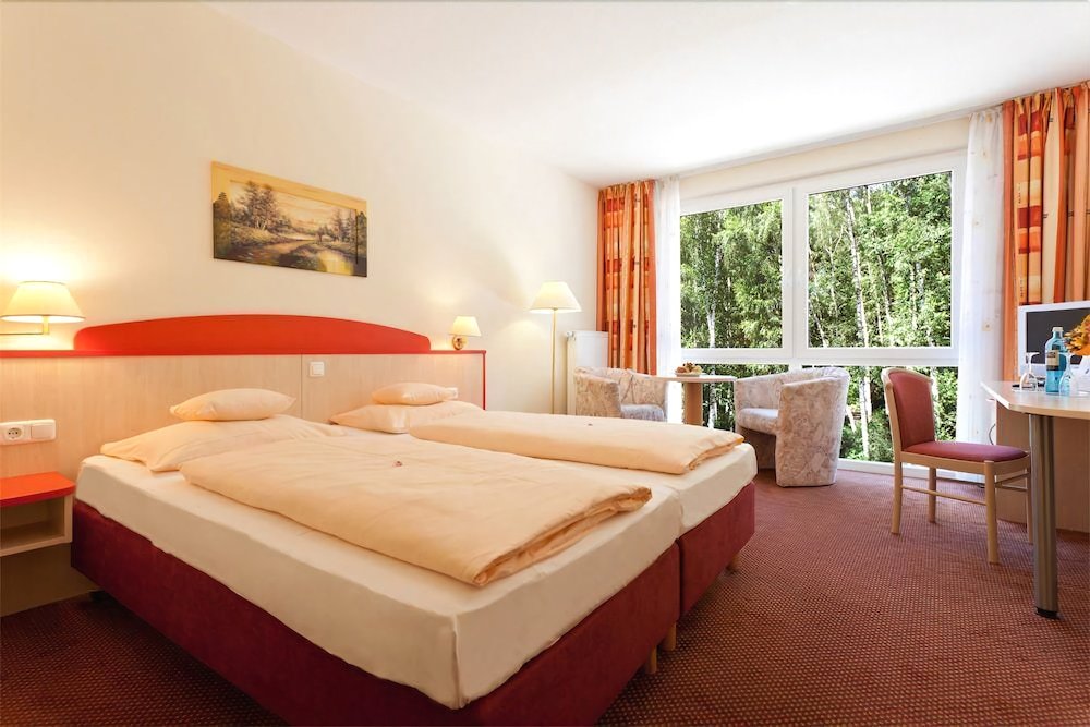 Фото 152103475060