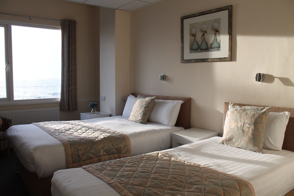 Фото The Craig-Y-Don Hotel