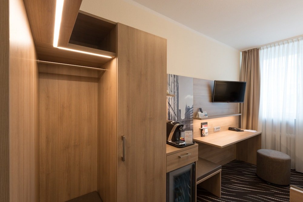 Фото Heikotel - Hotel Stadtpark Residenz