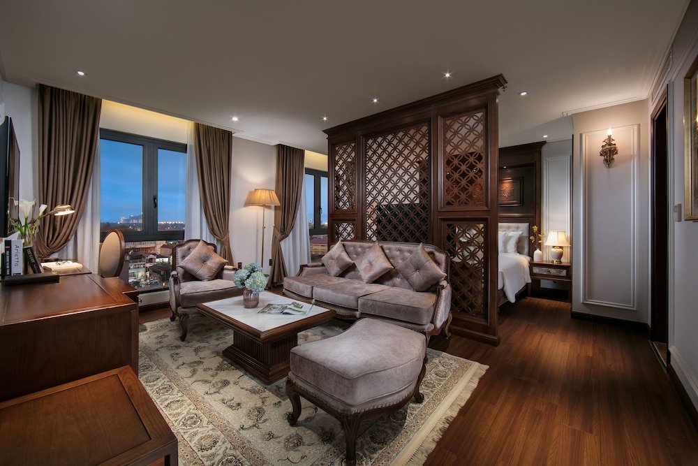 Фото The Q Hotel Hanoi