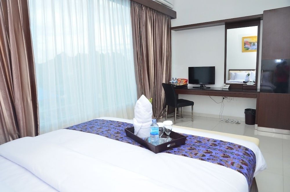 Фото City View Sorong