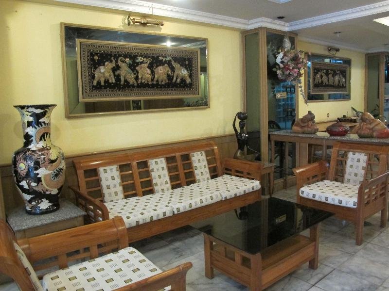 Фото Traveller Inn Hotel