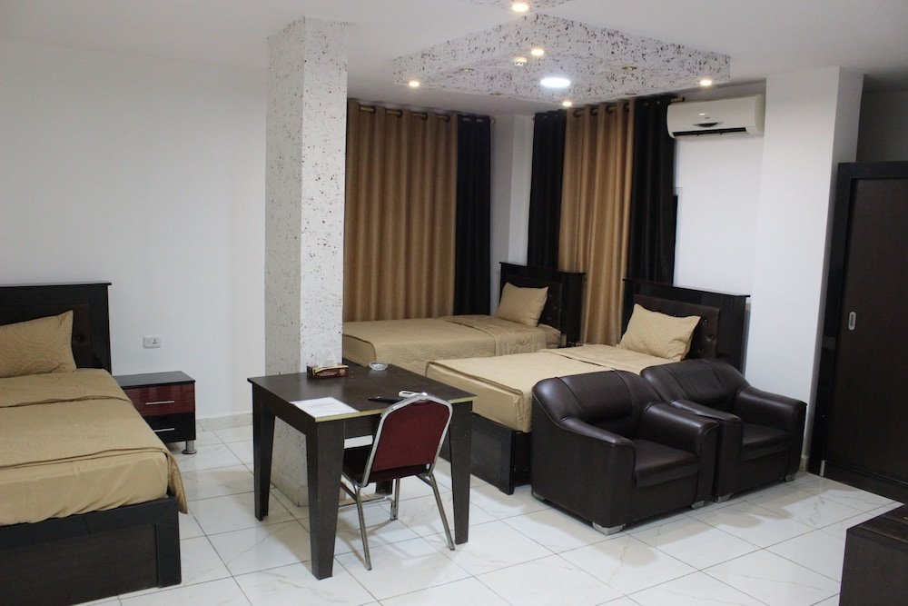 Фото Sara Crown Hotel