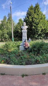 Михаил Ефремович Катуков (Oryol Region, Mtsensk, ulitsa Katukova), monumento, memorial