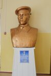 Бюст Скворцову Николаю Александровичу (selo Bobrovy Dvory, Shkolnaya ulitsa, 7), monument, memorial