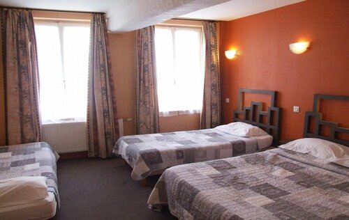 Гостиница Hôtel Restaurant Les Cascades в Онфлёре