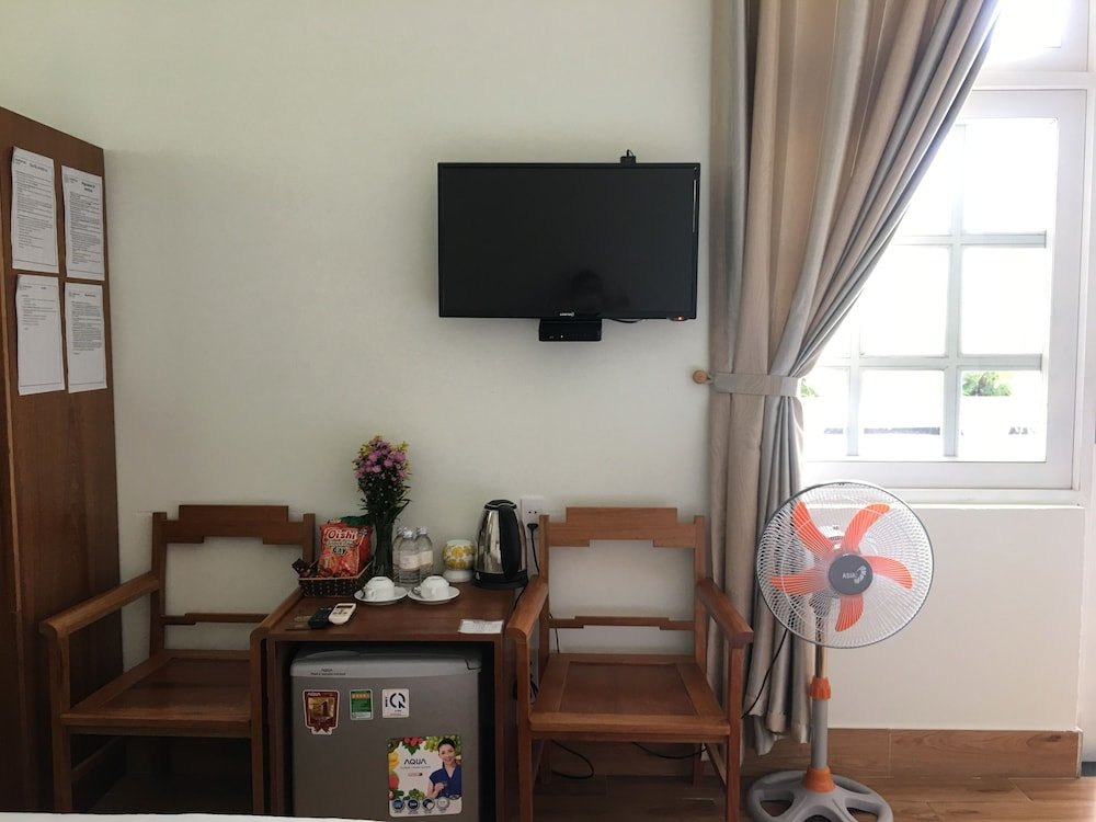 Фото Travellers Nest Hostel