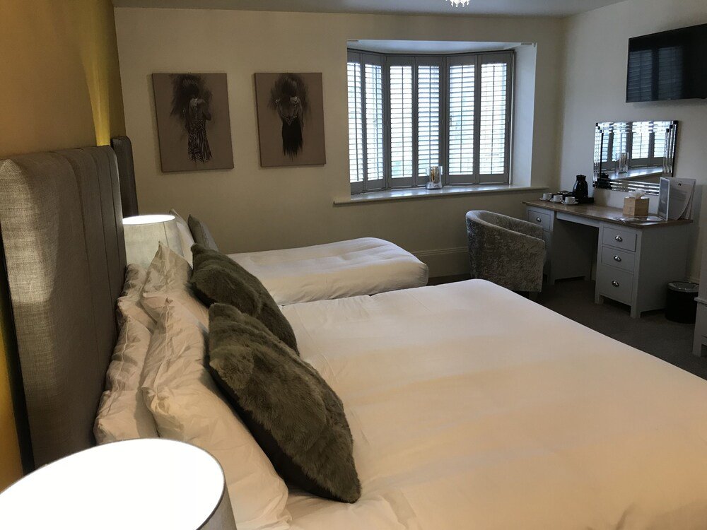 Фото Forest Park Country Hotel & Inn, Brockenhurst, New Forest