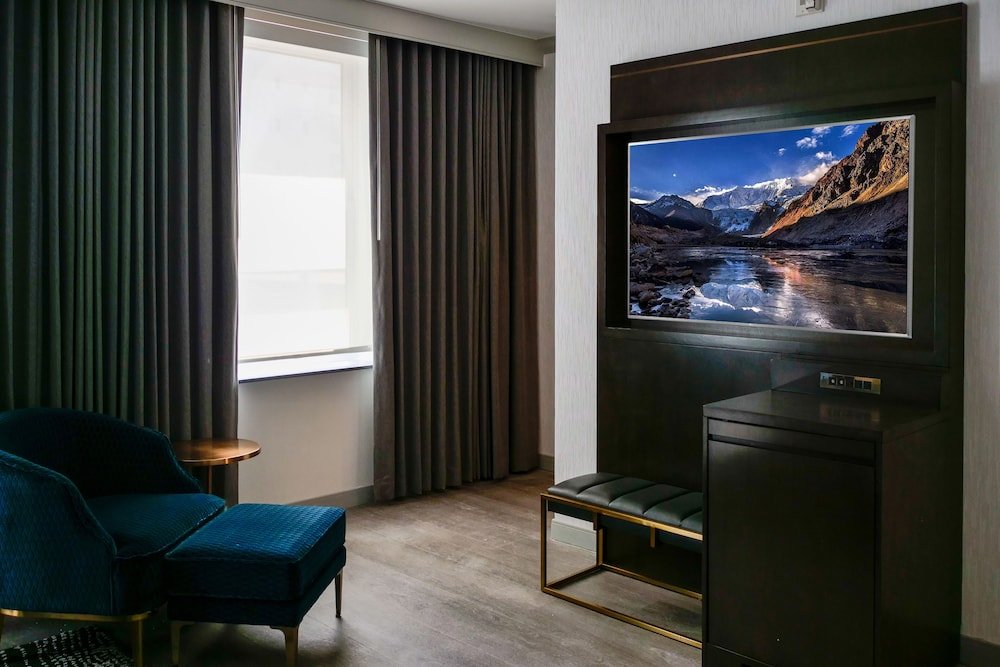 Фото Le Meridien St. Louis Downtown