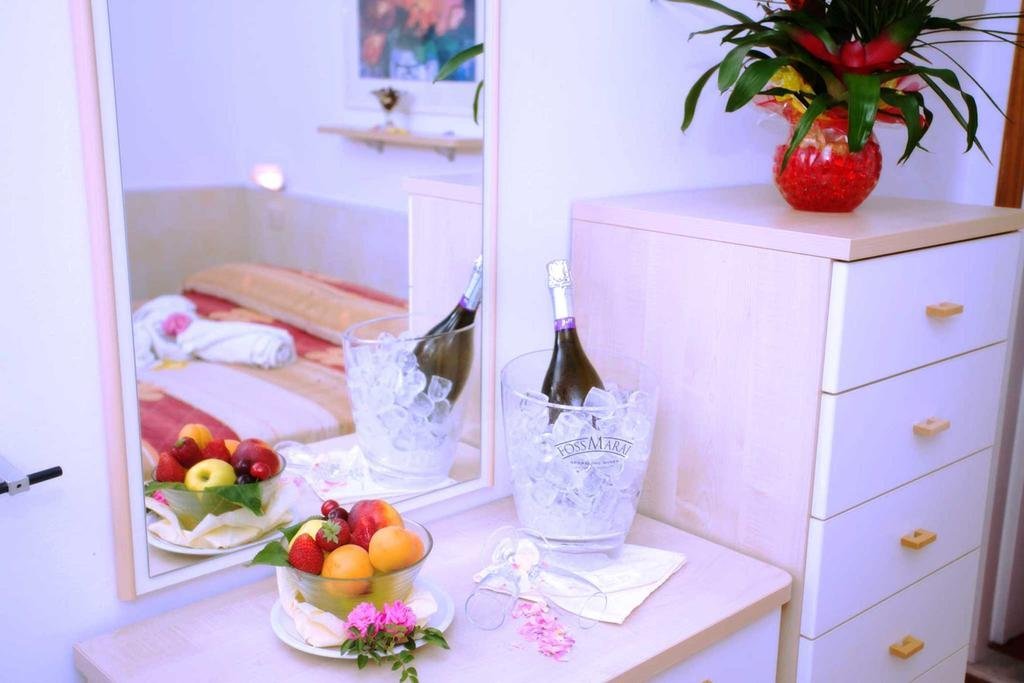 Фото Hotel Crystal