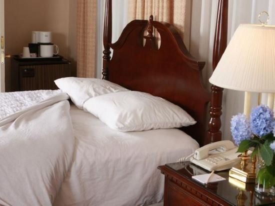 Фото The Inn at Virginia Mason