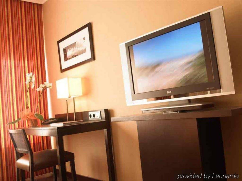 Фото Pullman Madrid Airport & Feria