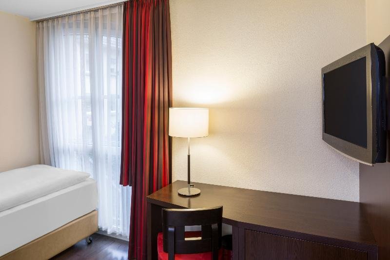 Фото Nh Collection Salzburg City